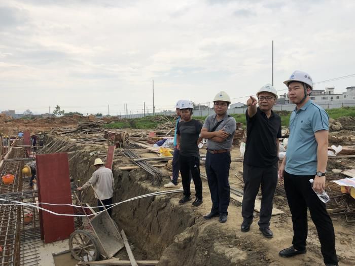 3查抄现场。农丰华 摄700.jpg