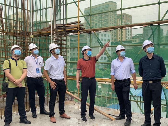 5.1调研现场。杨桂峰 摄700.jpg