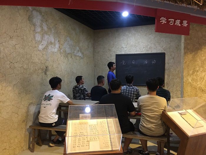 互换互动环节。 农丰华 摄.jpg