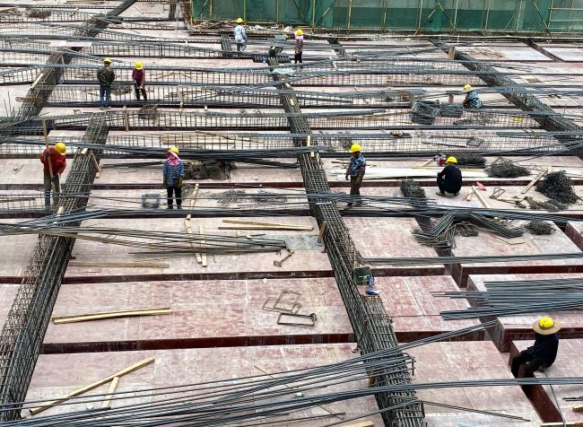 10 贯彻落实“5+2” “白+黑”。张振海 摄.jpg