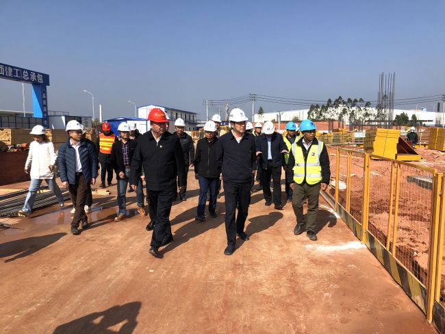 调研现场。祁建强 摄.jpg