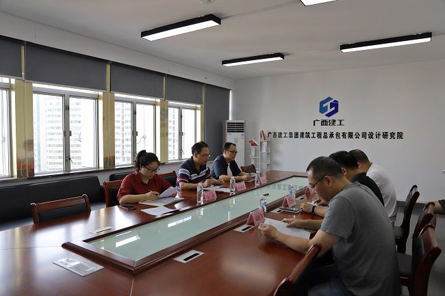 会议现场。林成斌（建图）.jpg