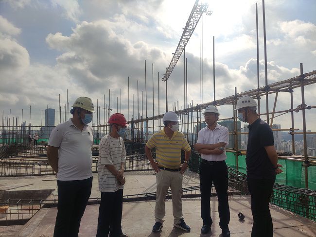 查抄现场。卢文清 摄（建图）.jpg