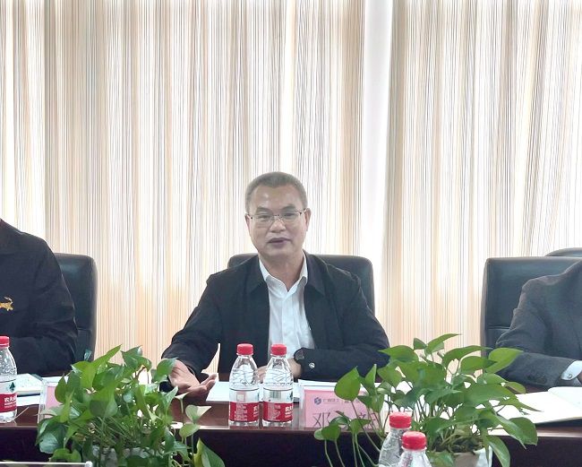 邓少新讲话。卢丽君 摄（建图）.jpg