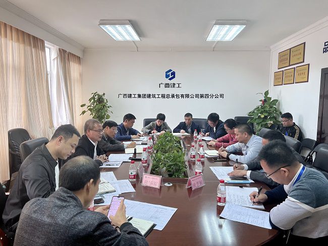 调研会现场。卢丽君 摄（建图）.jpg