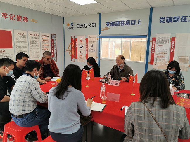 陈琳领导项目“红色工地”创银娱优越会717作。王瑾贞 摄（建图）.jpg