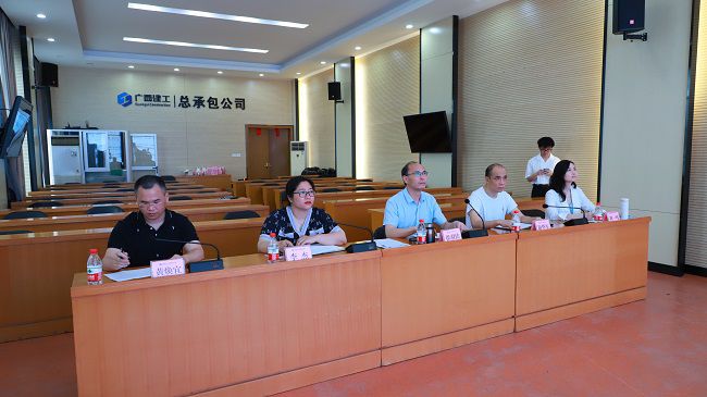 竞选会评委。李立云 摄（建图）.jpg