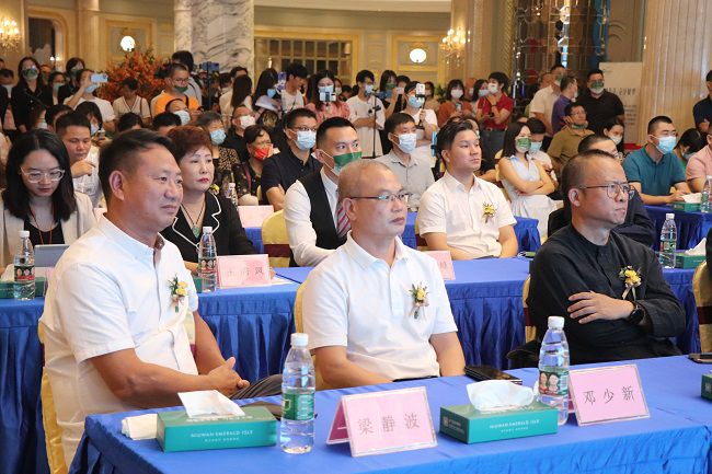 邓少新旁观项目宣传影像。周煜川 摄（建图）.jpg