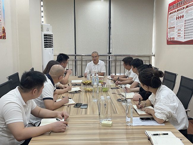 调研会现场；频 摄（建图）.jpg