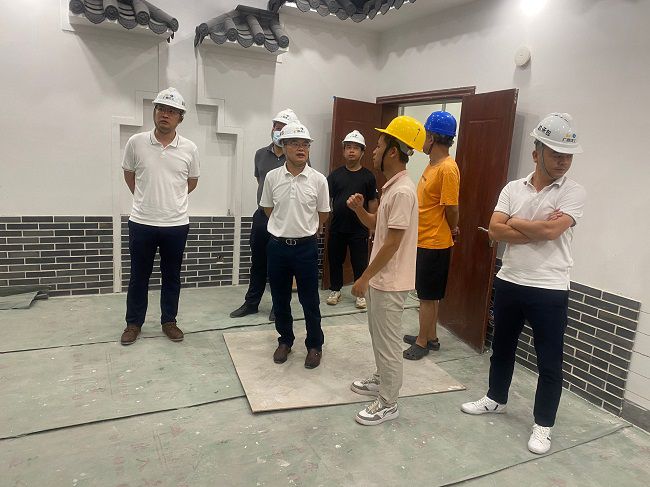 领导现场。赵龙斌 摄（建图）.jpg