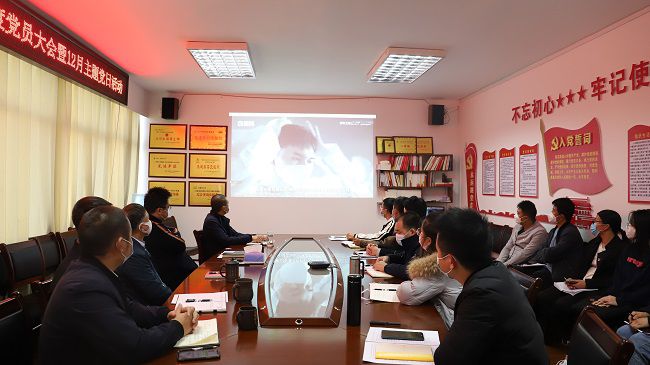 主题党日活动现场。杨钰 摄（建图）.jpg